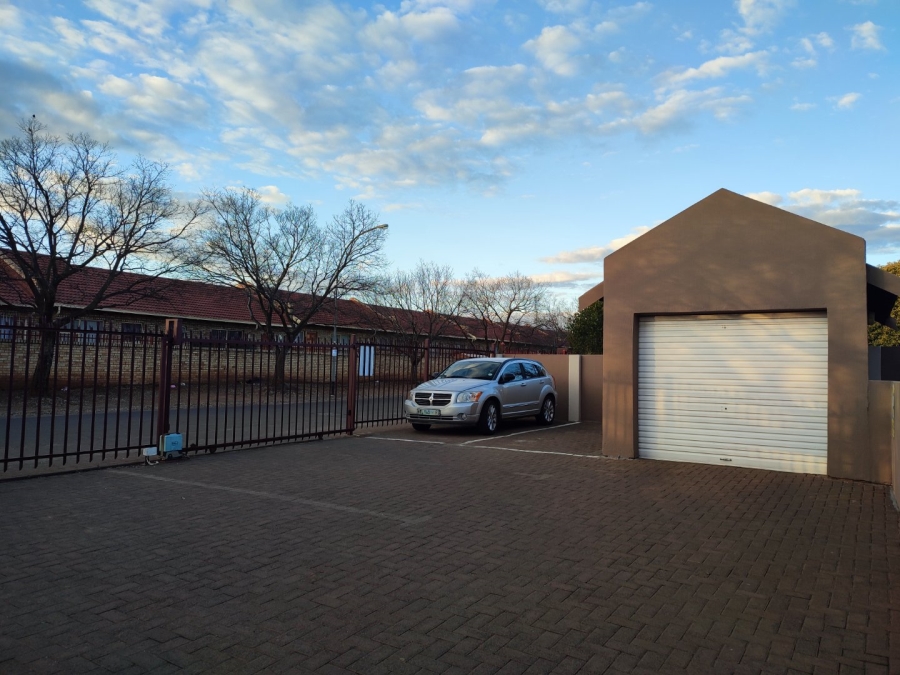 3 Bedroom Property for Sale in Uitsig Free State
